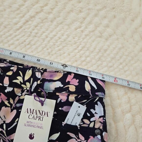 Gloria Vanderbilt Amanda Capri Built-in Slimming Panel NEW Women's Size 10 #830 - Picture 4 of 9